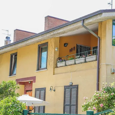 בית נופש Milano ג'וליאנובה